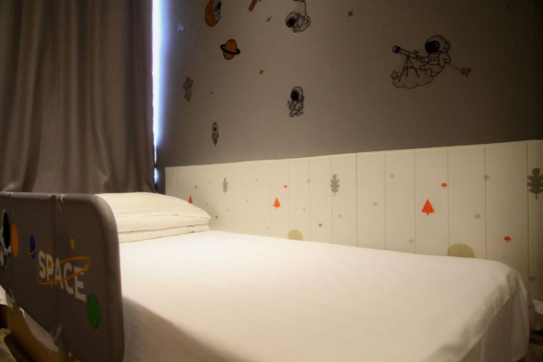 Heye International Youth Hostel Csungking Kültér fotó